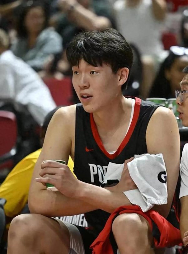 Yang Hansen bùng nổ! The Trail Blazers đánh bại các Chiến binh, và Lüper cũng làm khán giả ngạc nhiên!