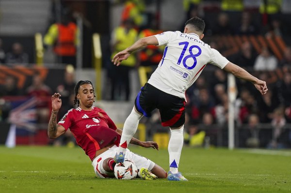Ferdinand: Yoro có tiềm năng lớn, nếu không các đội như Real Madrid sẽ không cố gắng ký hợp đồng với anh ấy